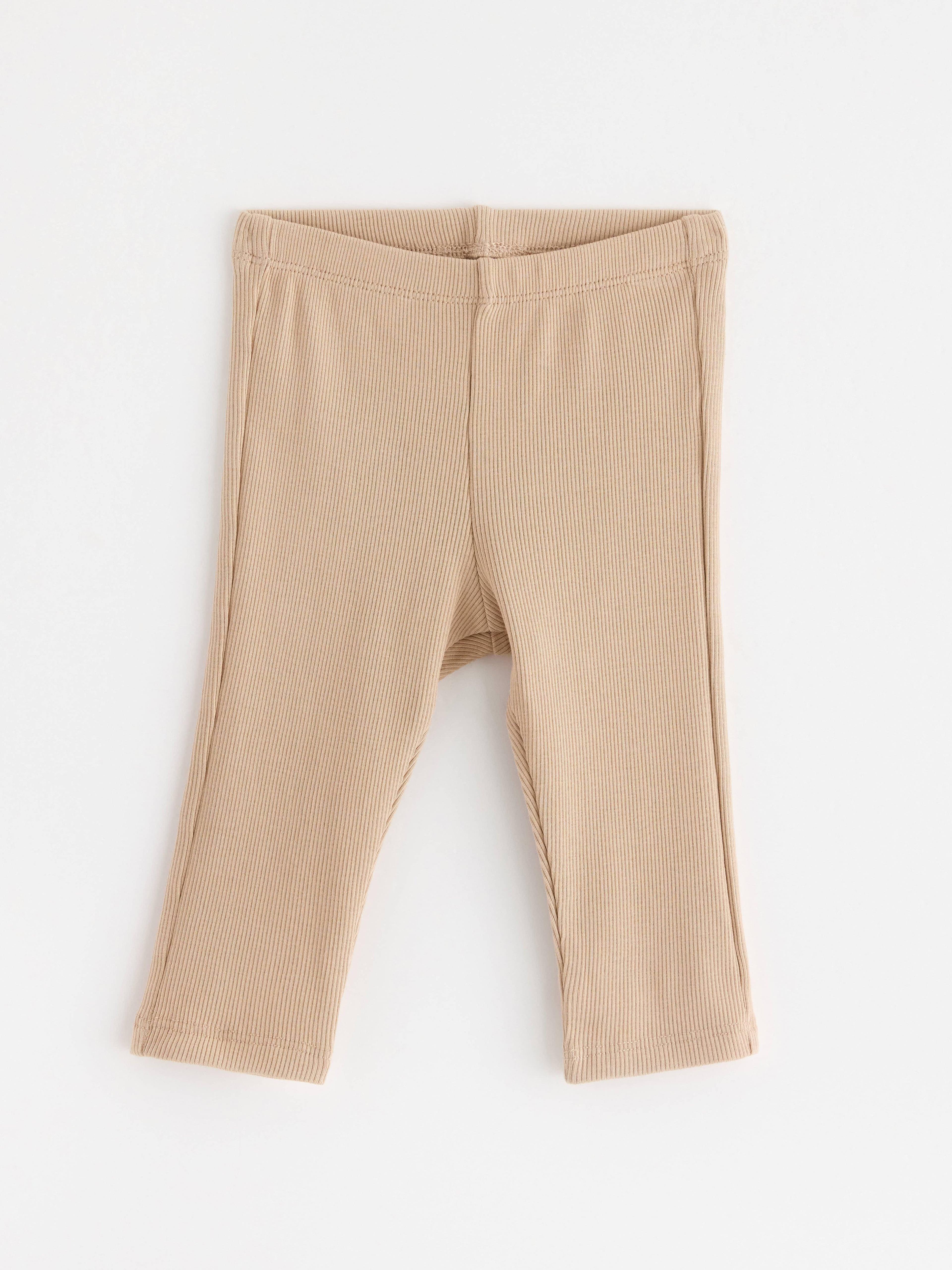 Ribatut leggingsit -70%