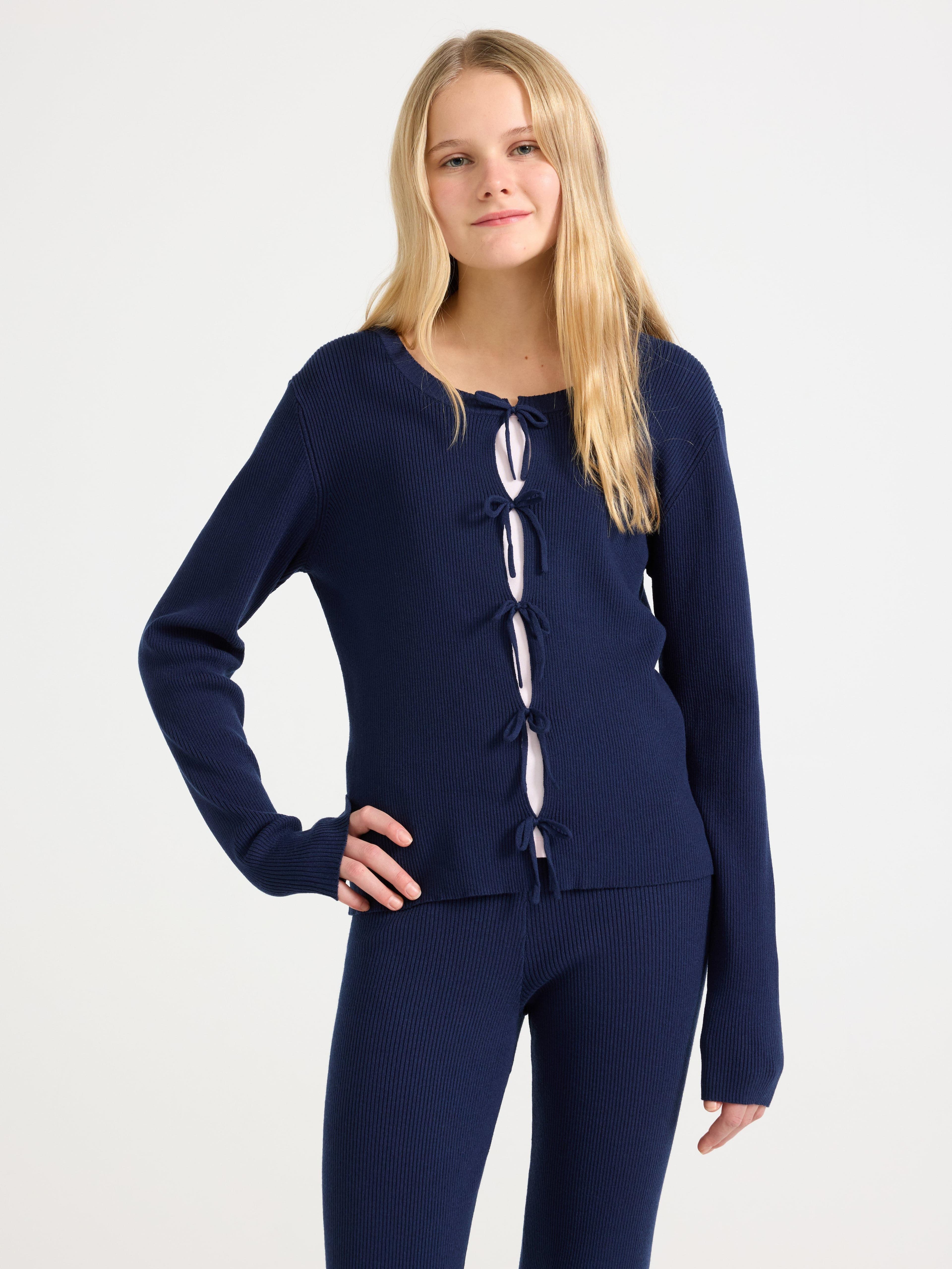 Ribattu paita -70%