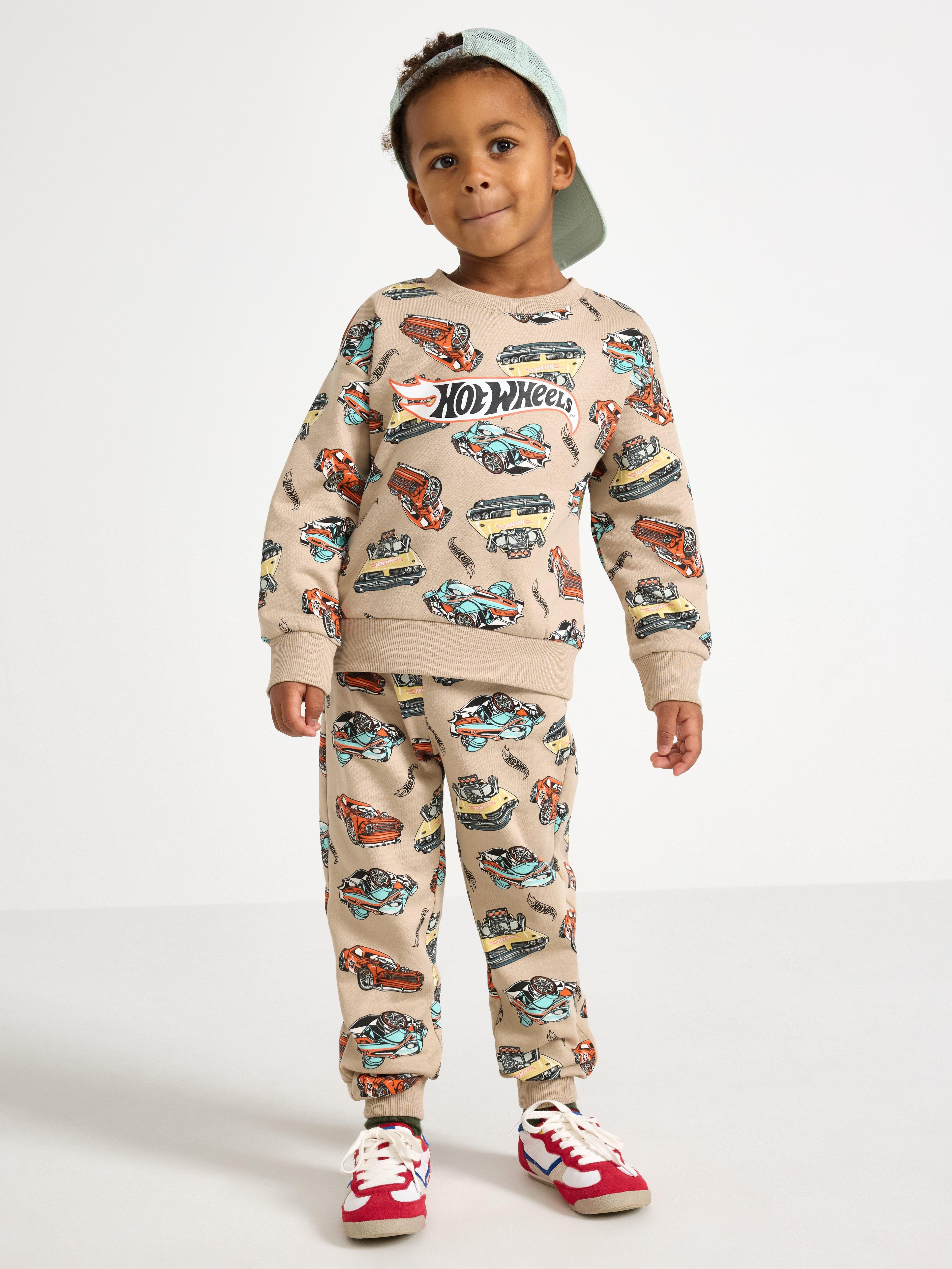 Hot Wheels  collegehousut jossa harjattu sisäpinta -70%