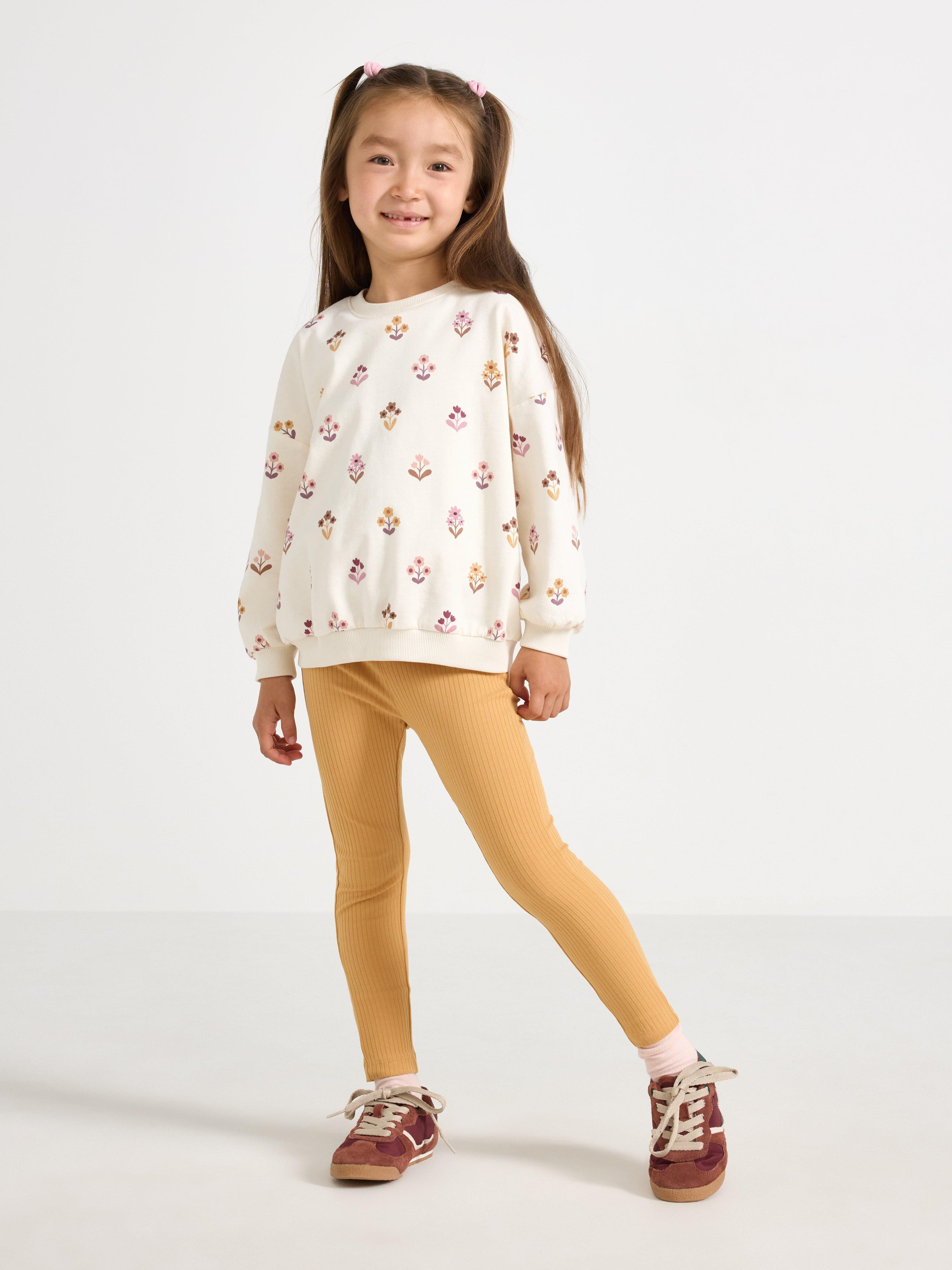 Ribattu leggingsit