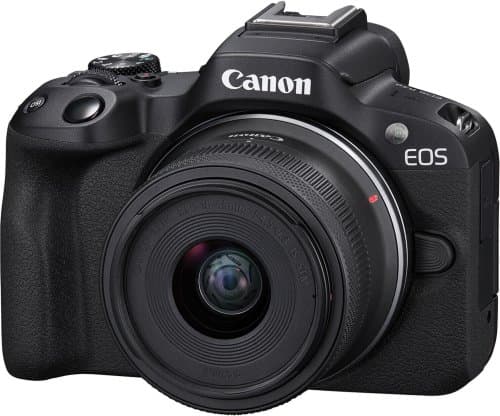 Canon EOS R50 järjestelmäkamera + 18-45 mm objektiivi -29% (Hyväkuntoinen)