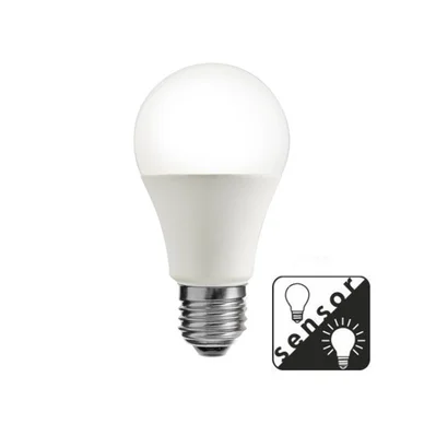 Unison LED päivänvalosensorii lamppu 3000K 470lm E27 6W 4444580 Vastaa: N/A