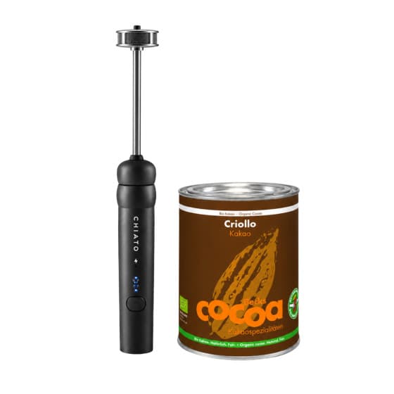 CHiATO nanoPLAY -maidonvaahdotin ja Becks Cocoa Criollo -luomukaakaosetti – musta
