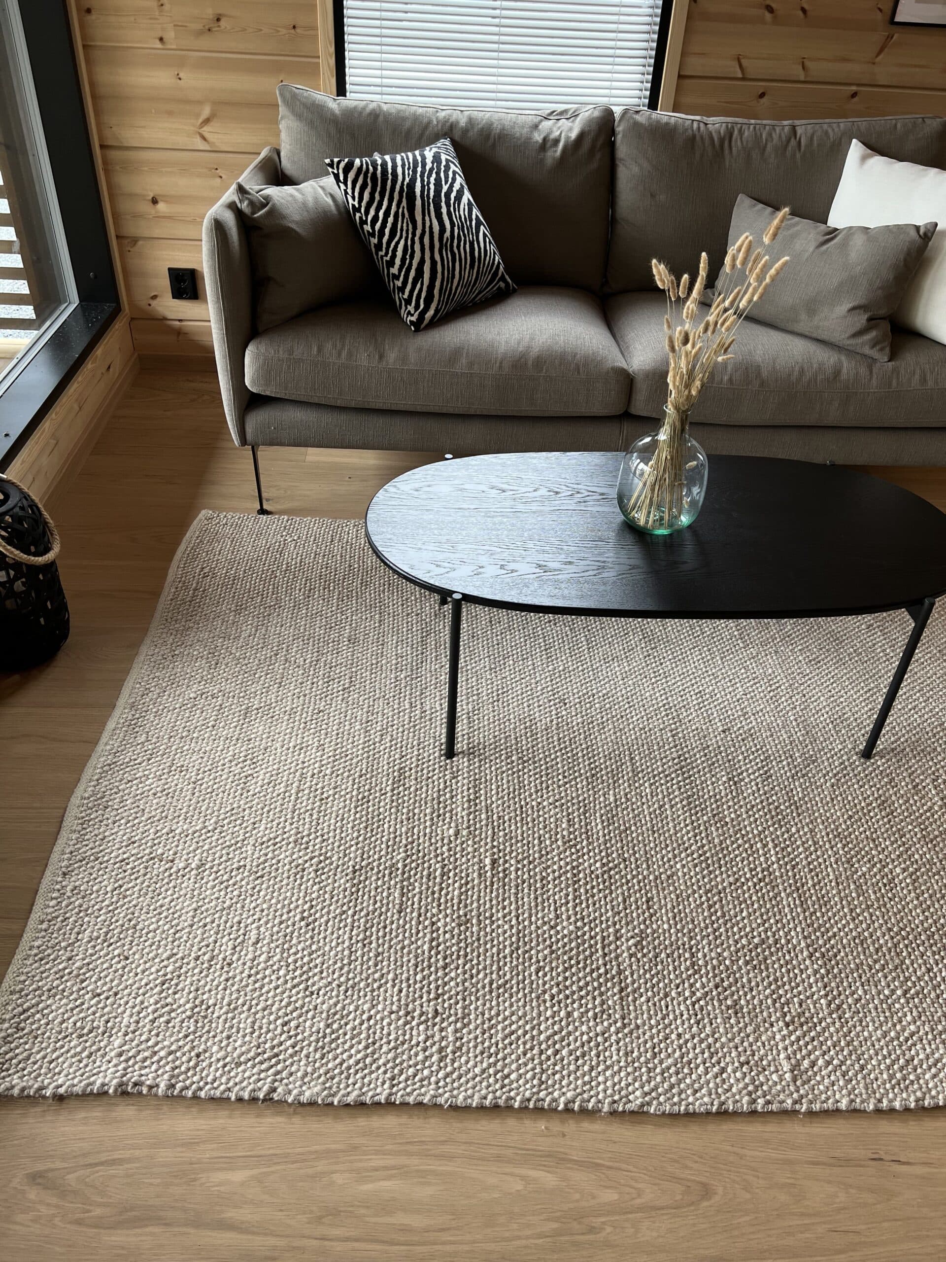 Roderick beige villamatto -50%