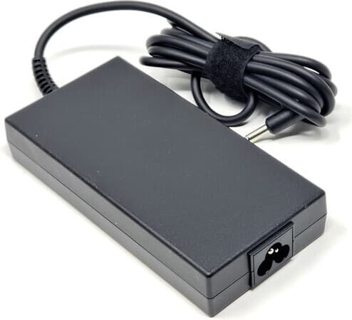 HP 120 W HP Smart Slim -virtalähde HP-kannettaviin ja telakoihin -65% (Hyväkuntoinen)