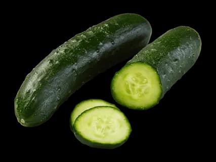 Kotimainen avomaankurkku