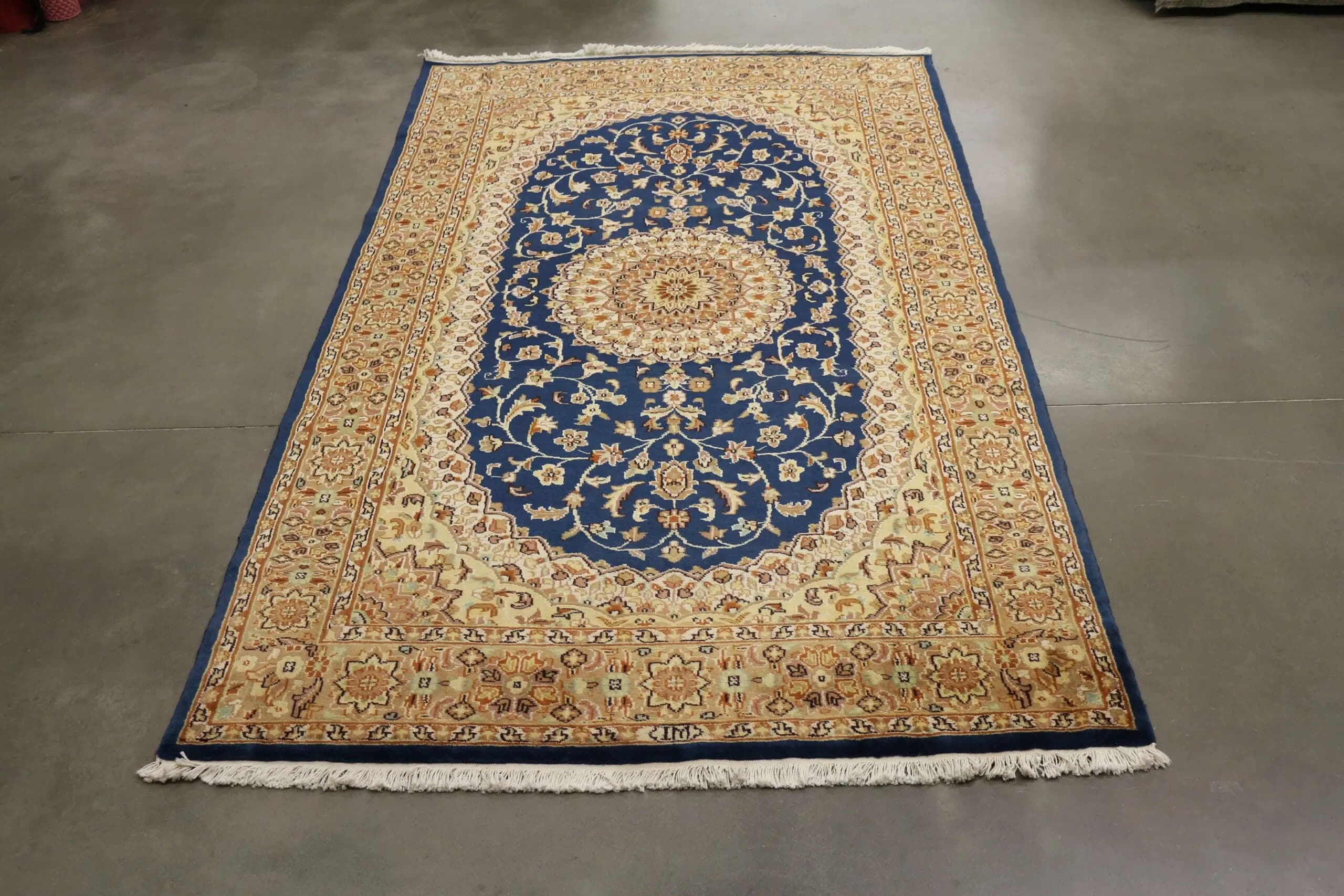 Pakistan 146 X 260 cm